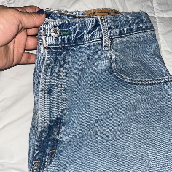 Vintage 80’s Tommy Hilfiger Denim shorts size 35waist - Picture 4 of 8